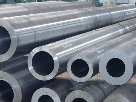 Métodos de forjado de tubos de acero aleado.